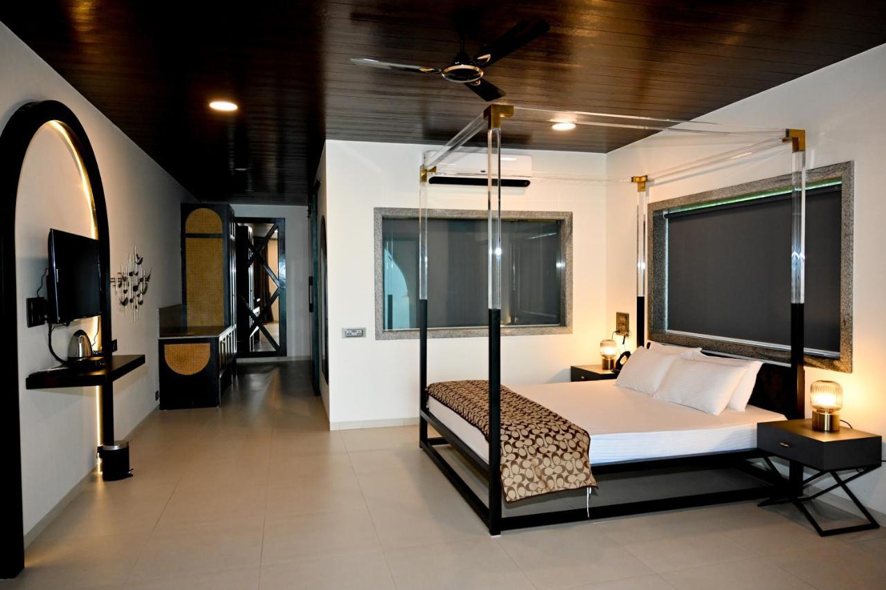 The Green Gate Resort Mulshi Bagian luar foto