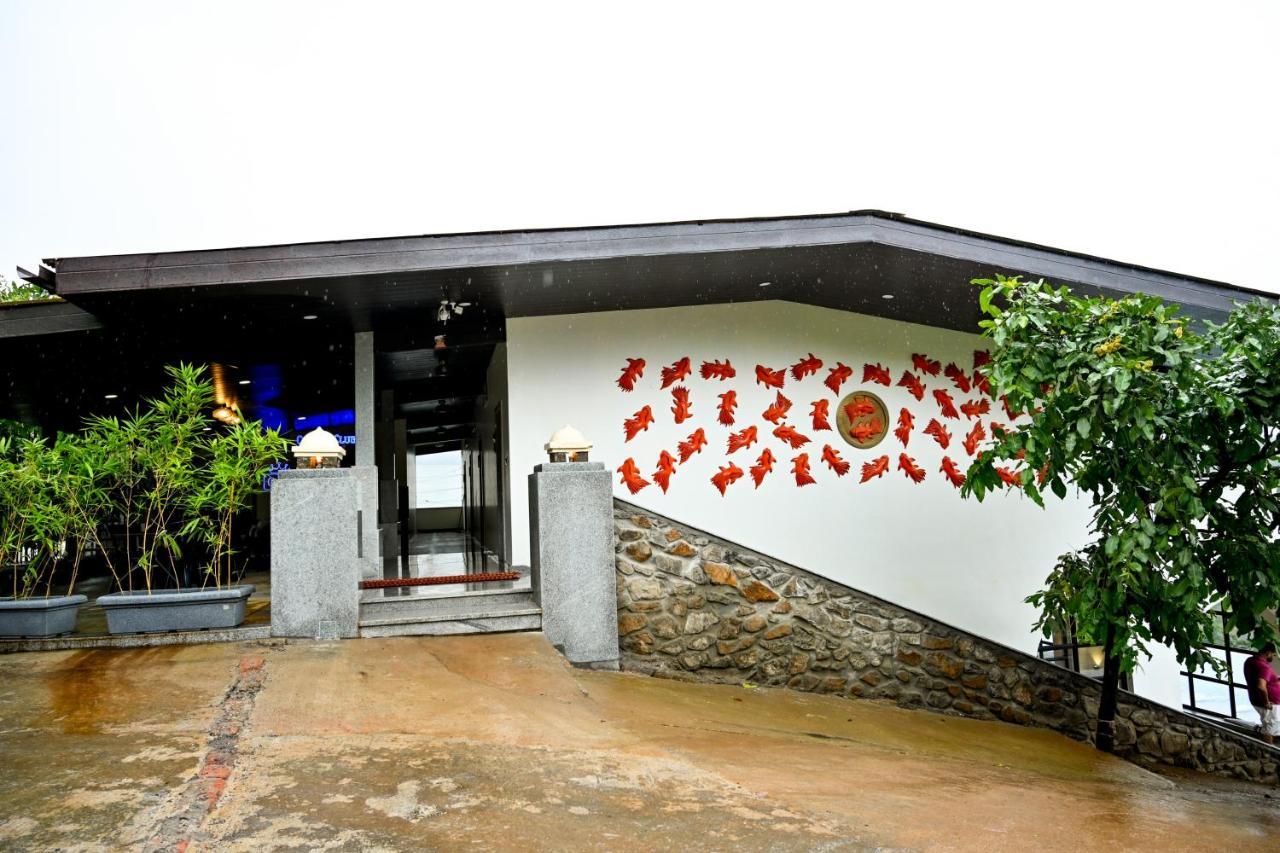 The Green Gate Resort Mulshi Bagian luar foto