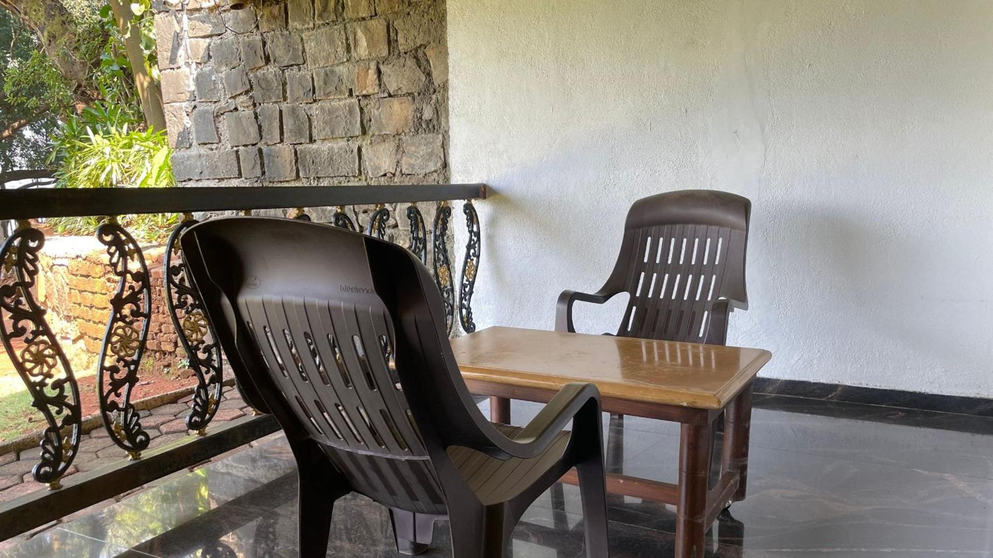 The Green Gate Resort Mulshi Bagian luar foto