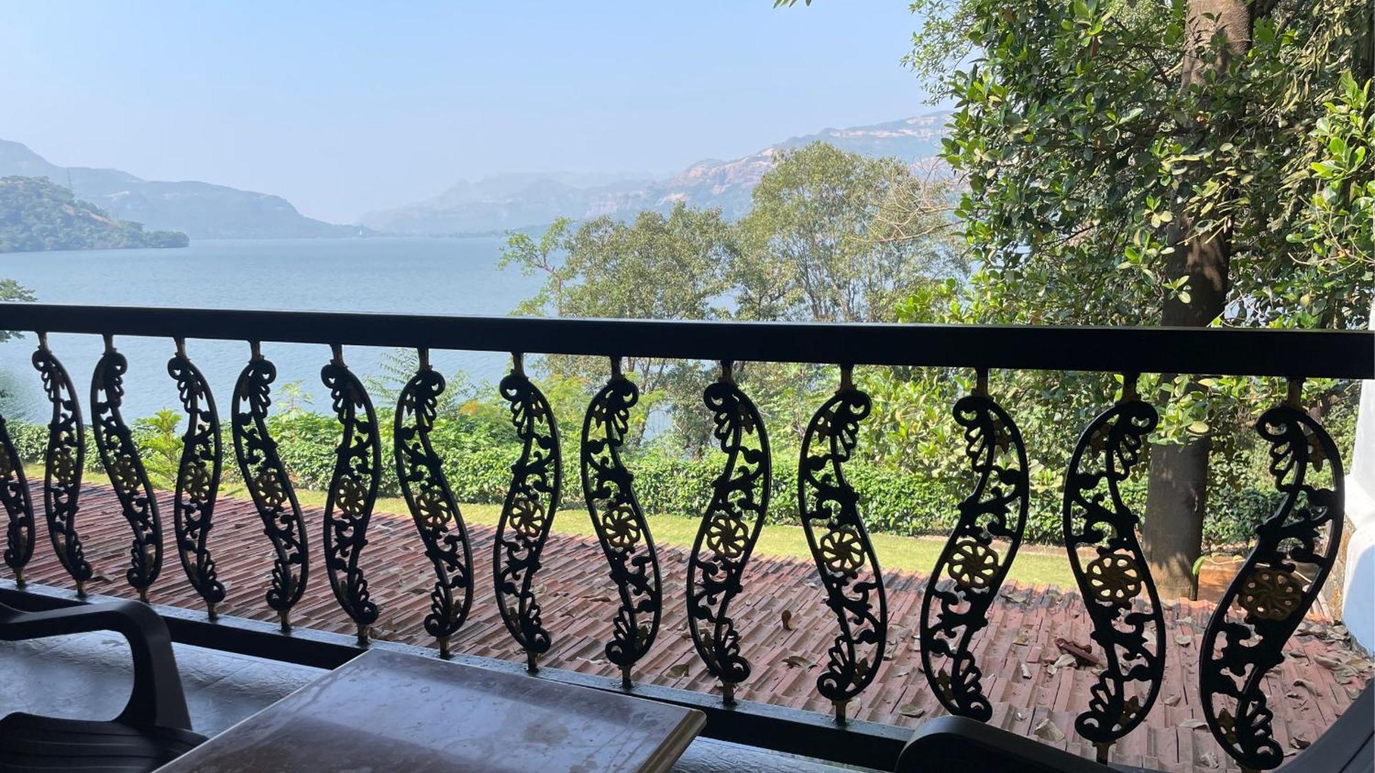 The Green Gate Resort Mulshi Bagian luar foto