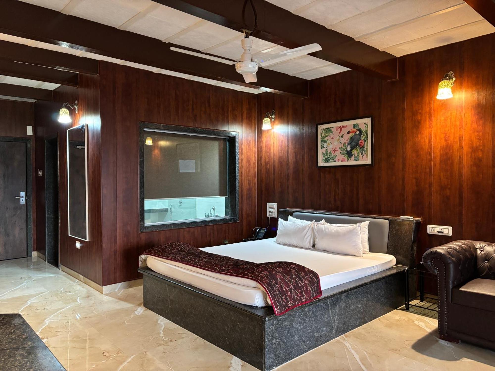 The Green Gate Resort Mulshi Bagian luar foto